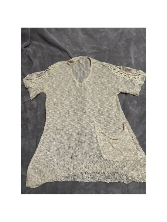 POL Sweaters - Women's POL Beige Knit V-Neck Sweater with Lace Sleeves, Size S